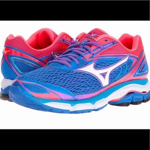 Mizuno Wave inspire 13 running shoe In Malibu blue/pink